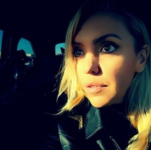 Meet your Posher, Robin